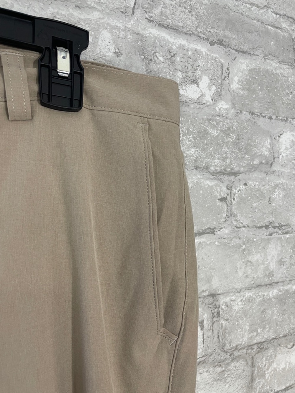 Peter Millar Men’s Khaki Athletic Shorts - Picture 2 of 7